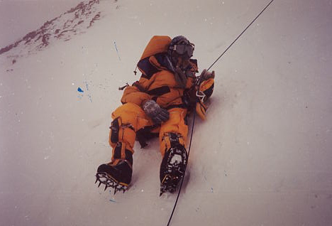 エベレスト登山中・最年少登頂者テンパ君16歳